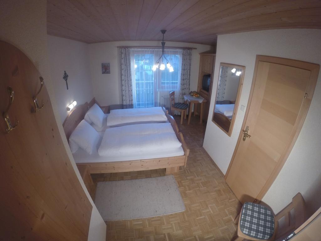 Ferienwohnung Schoenauer Haus im Ennstal Bagian luar foto